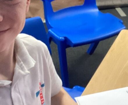 IMG 1984 Lyndsey Hutchinson